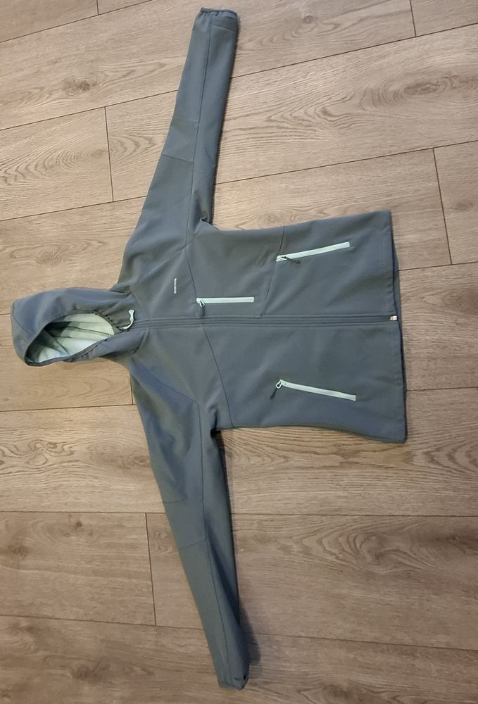 Kurtka dziewczęca softshell Quechua 131-140