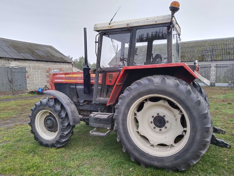Ciągnik Rolniczy Zetor ZTS 8245