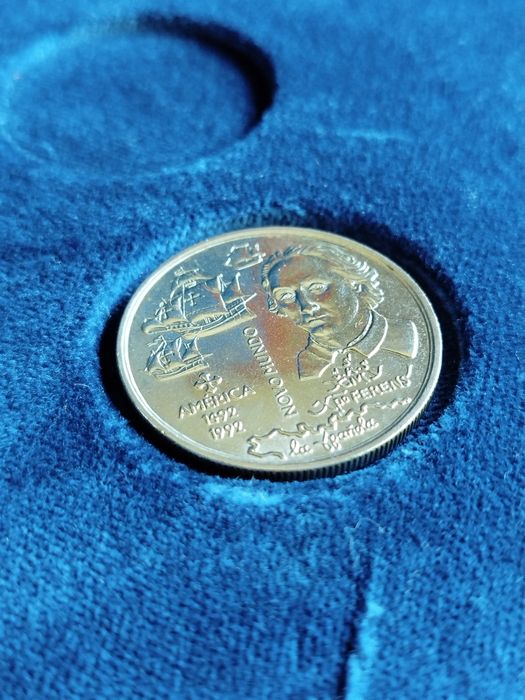 Moeda comemorativa de 200 Escudos- O novo mundo- América
