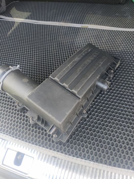 Пассат 1.8tfsi крышка воздухана