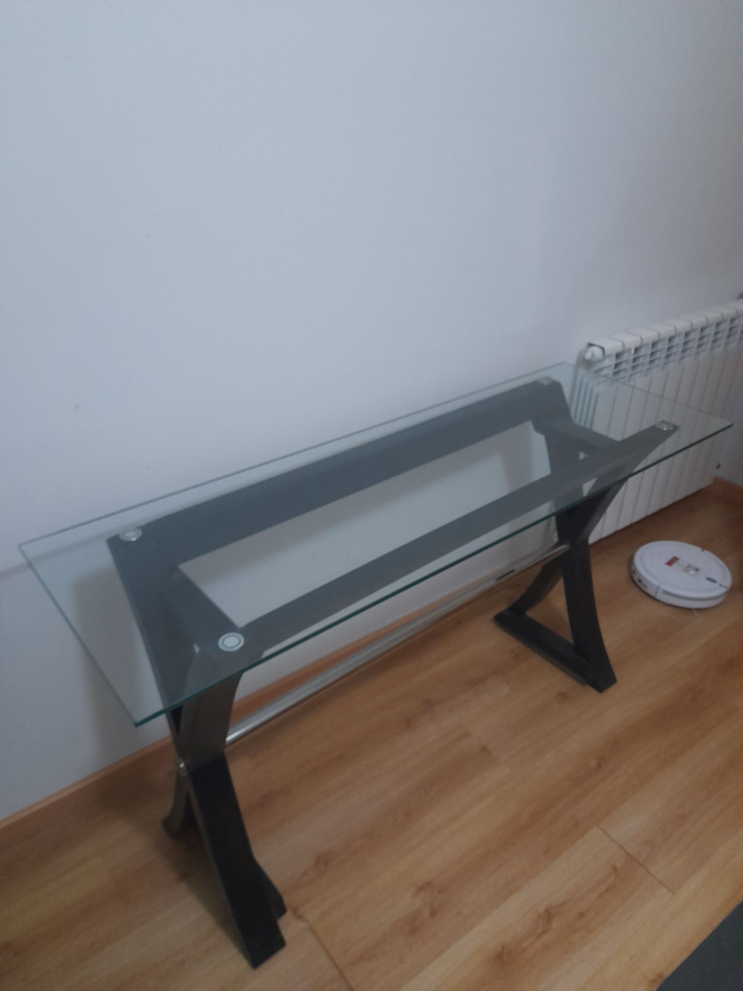 Mesa de Madeira com tampo de Vidro