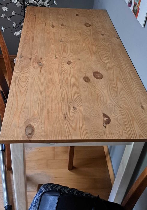 Stary, drewniany stół z szufladą, odnowiony - 120x60cm