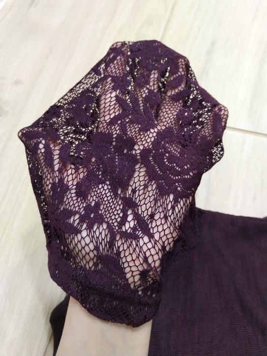 Bluzeczka mgiełka z koronką