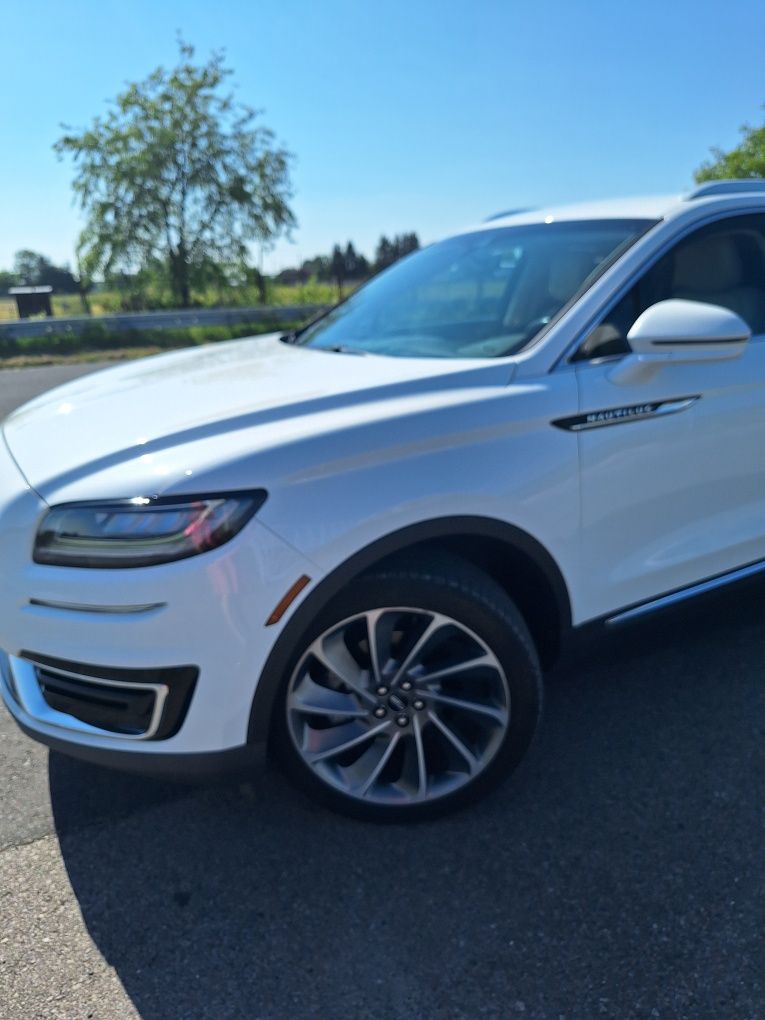 Lincoln Nautilus SUW 2.0 L 4x4
