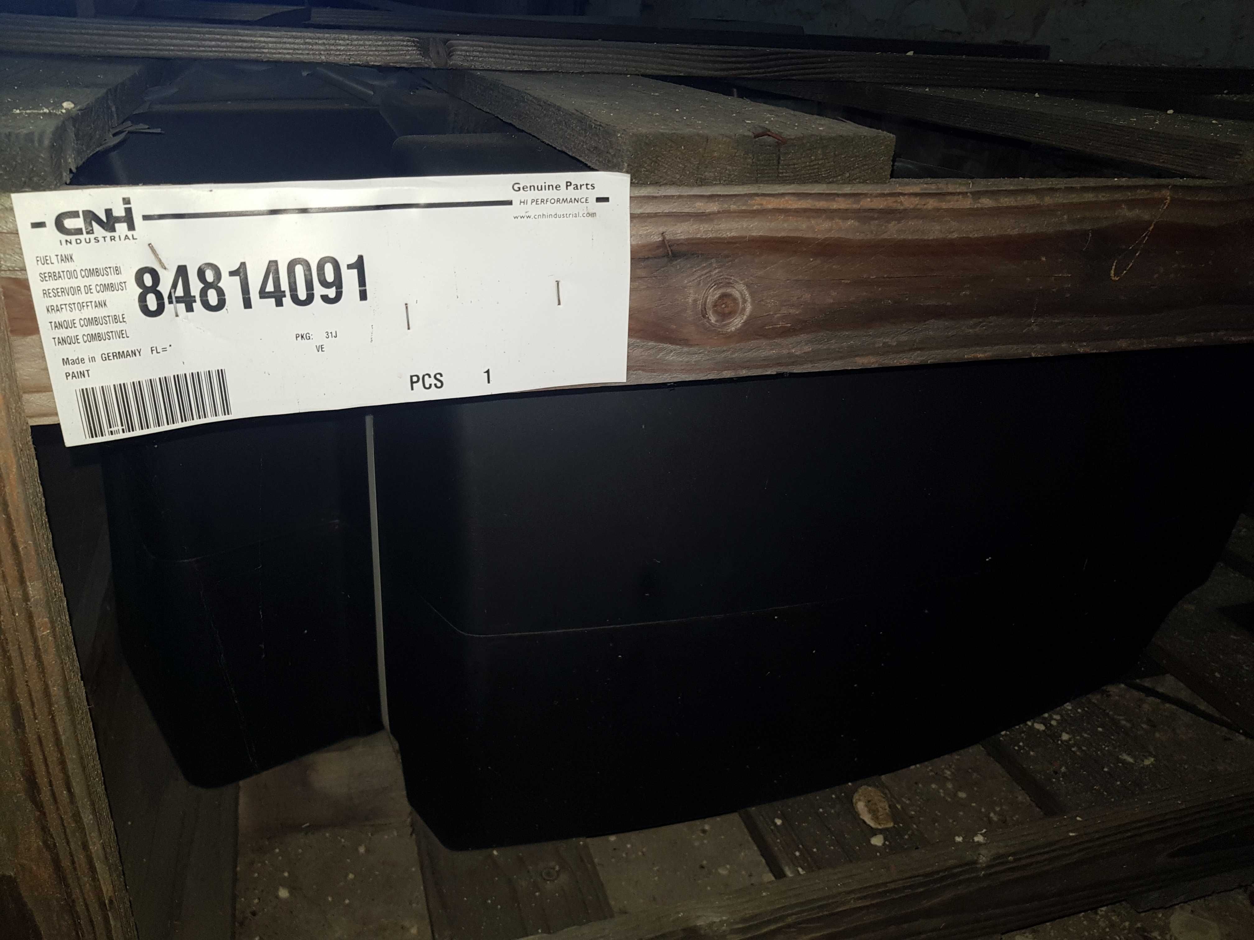 Zbiornik paliwa Kombajn New Holland  CNH 848140.91 faktura
