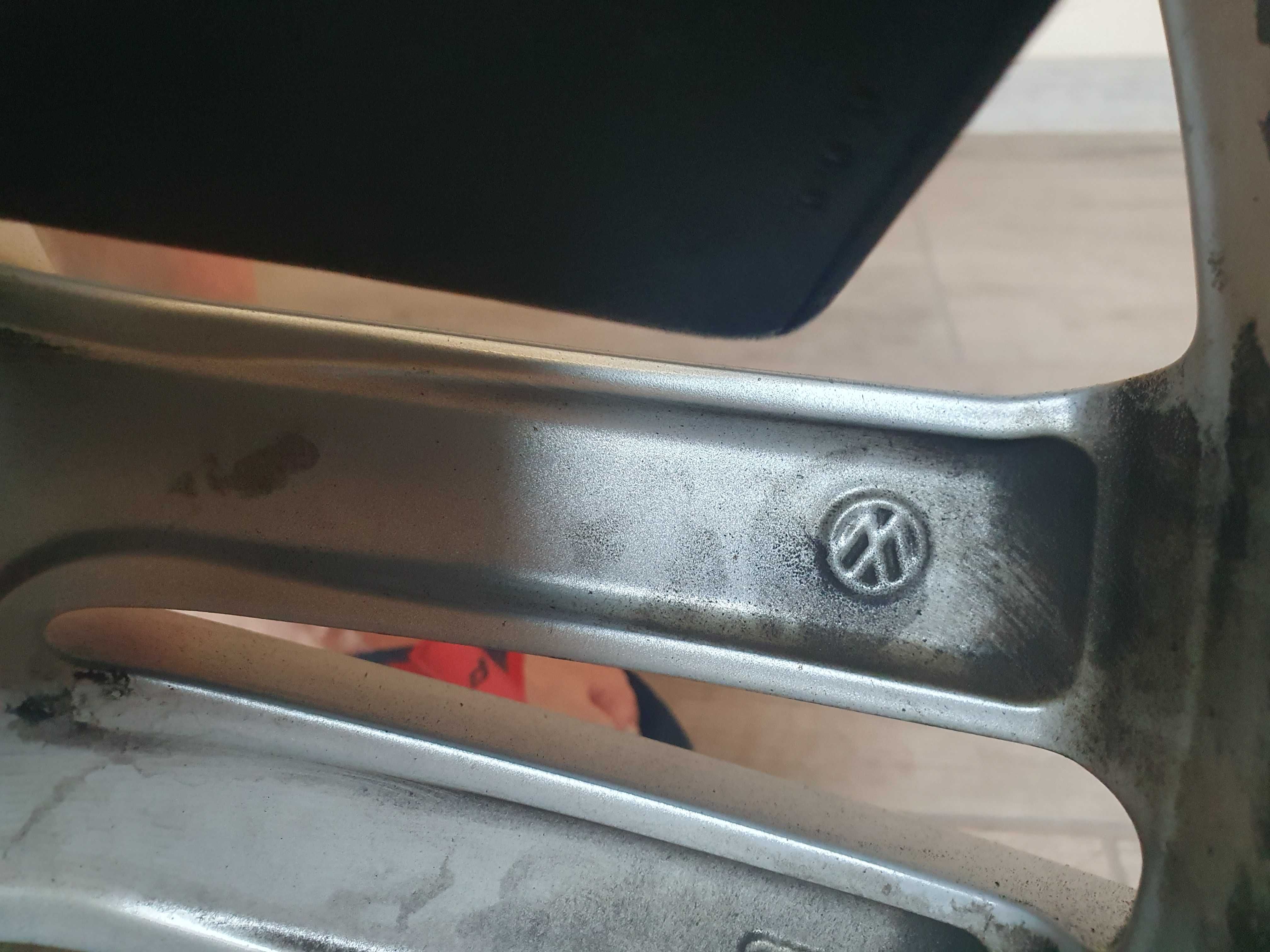 Kpl Felg aluminiowych  VW Tiguan Passat i inne  5x112  18Cali