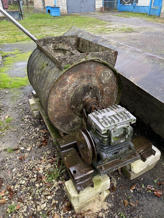 Бетономішалка електромішалка з двигуном