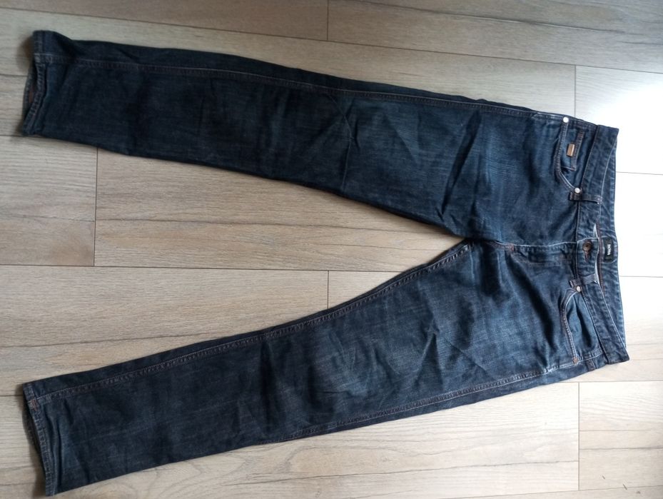 Spodnie jeansowe męskie chłopięce  Hugo Boss