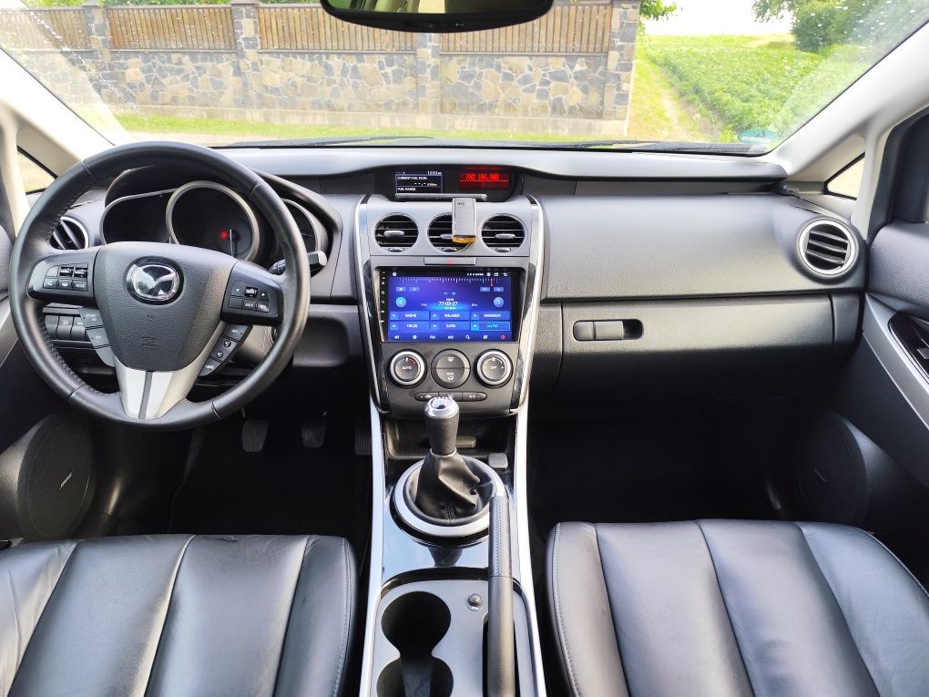 Mazda CX-7 2010.