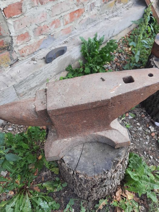 Наковальня  єлектро двигун та інше