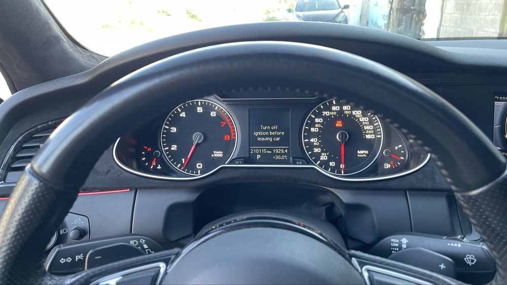 Audi a4 quatro s line