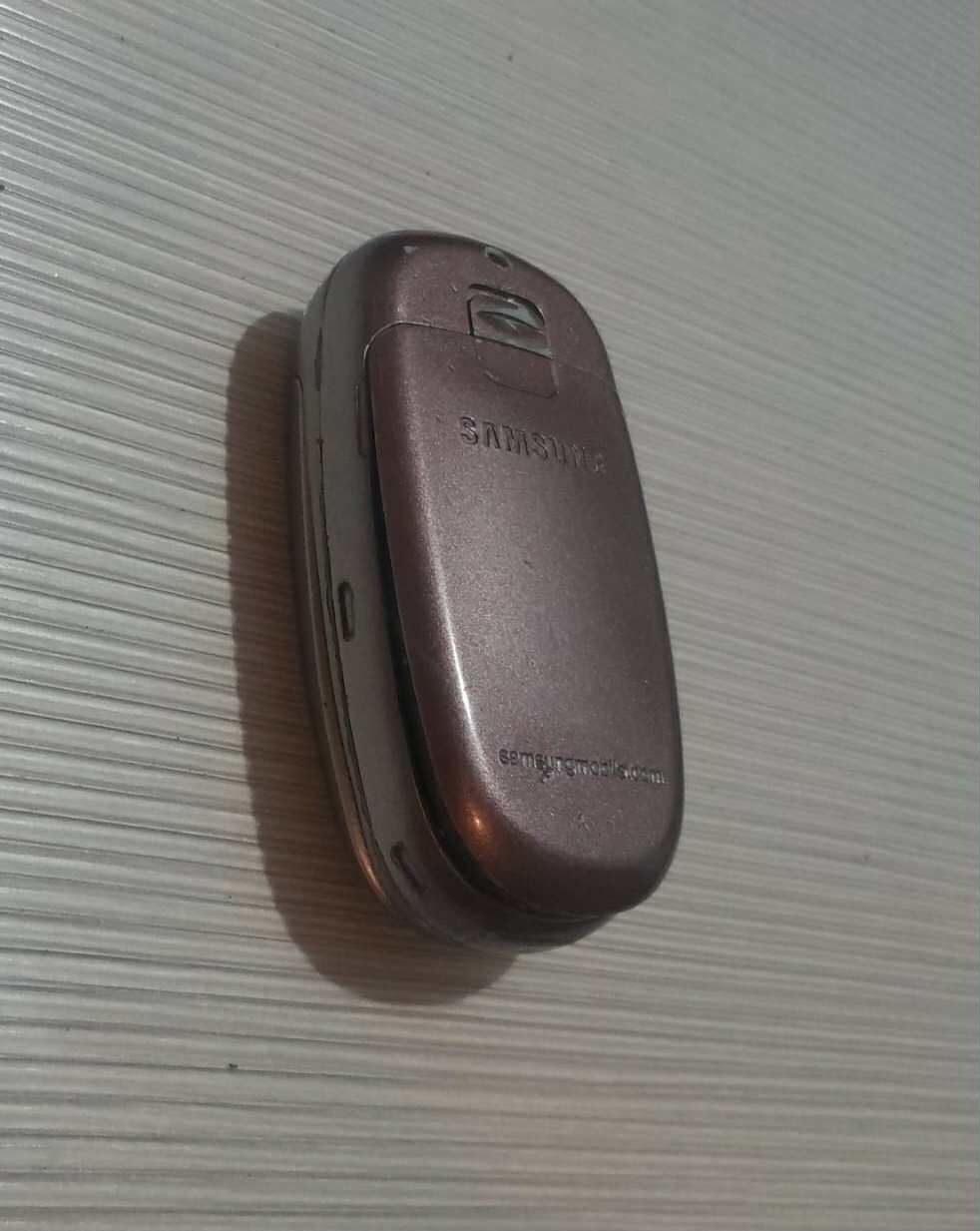 Samsung z klapką