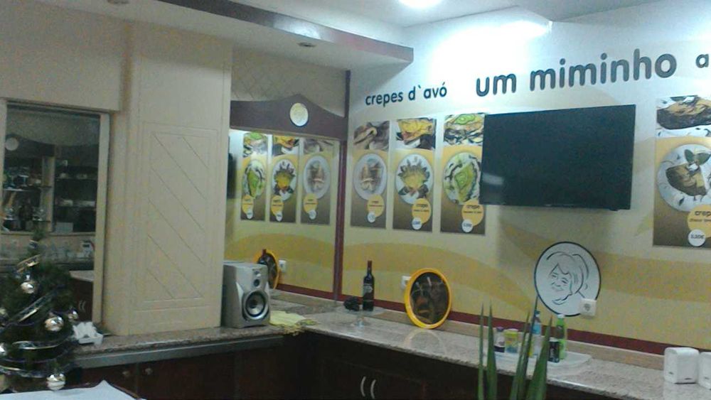 Arrenda-se  loja equipada para restauração