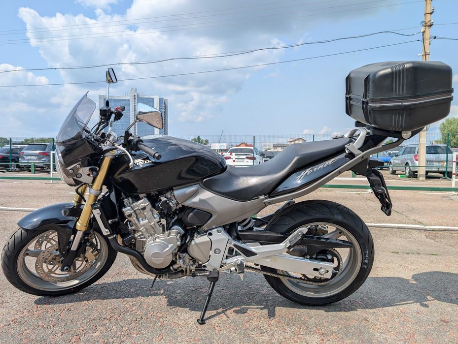 Мотоцикл Honda Hornet CB600F MoToBaZa