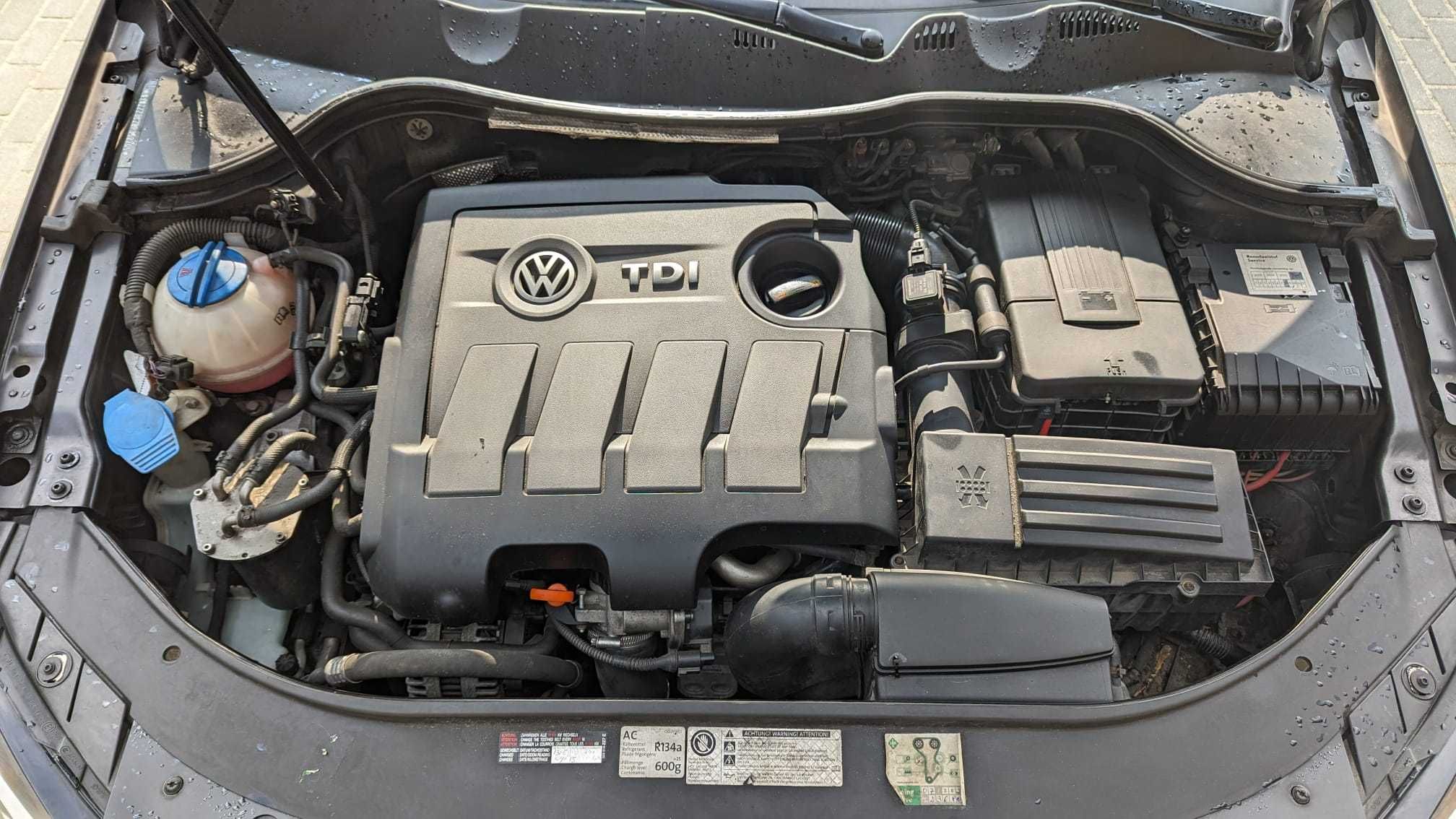 Volkswagen Passat Variant 1.6 TDI BlueMotion Technology Trendline 2011