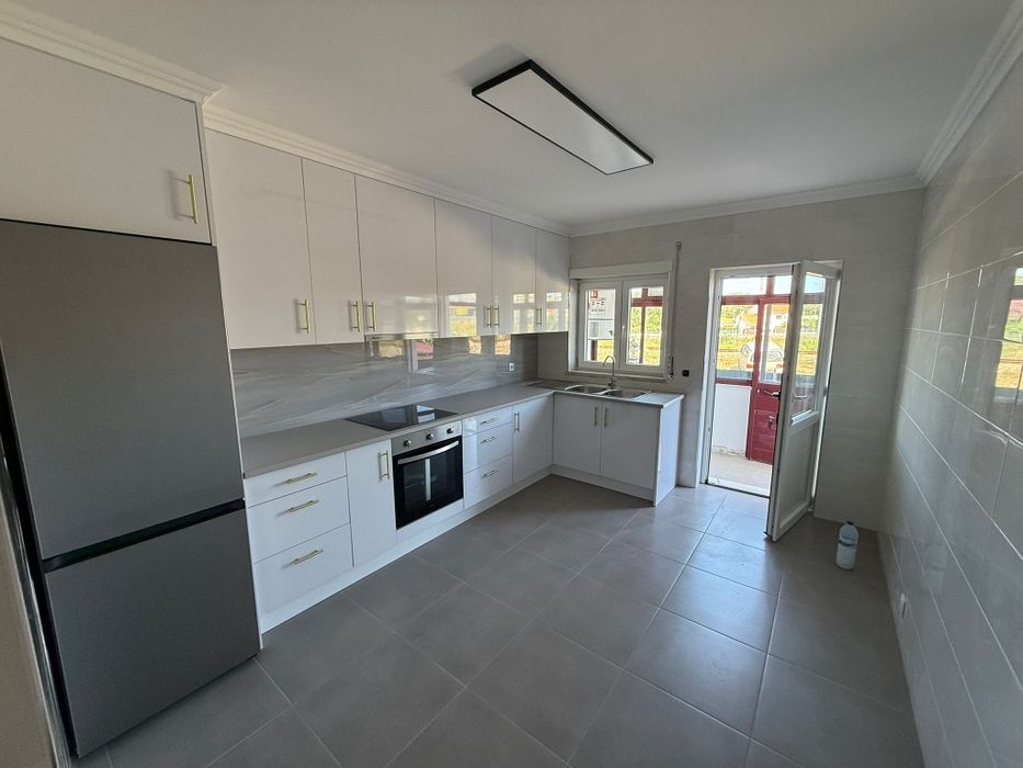 Apartamento t3 totalmente remodelado