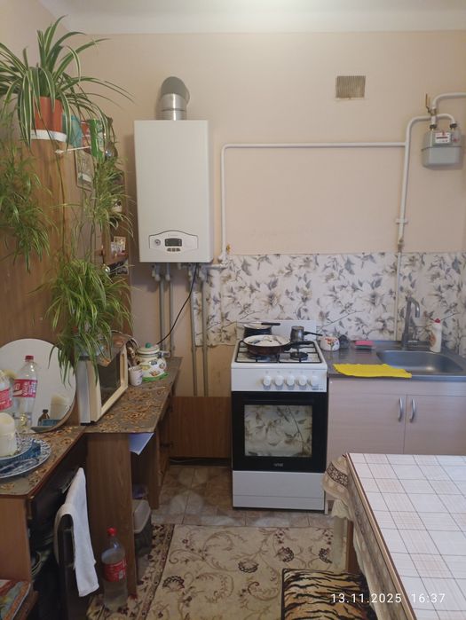 В Продажу ЧУДОВА Квартира 1/2