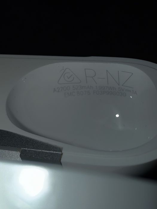 AirPods Pro 2 (Lightning)