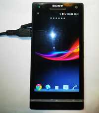 Sony Xperia S LT 26i czarny z ładowarką