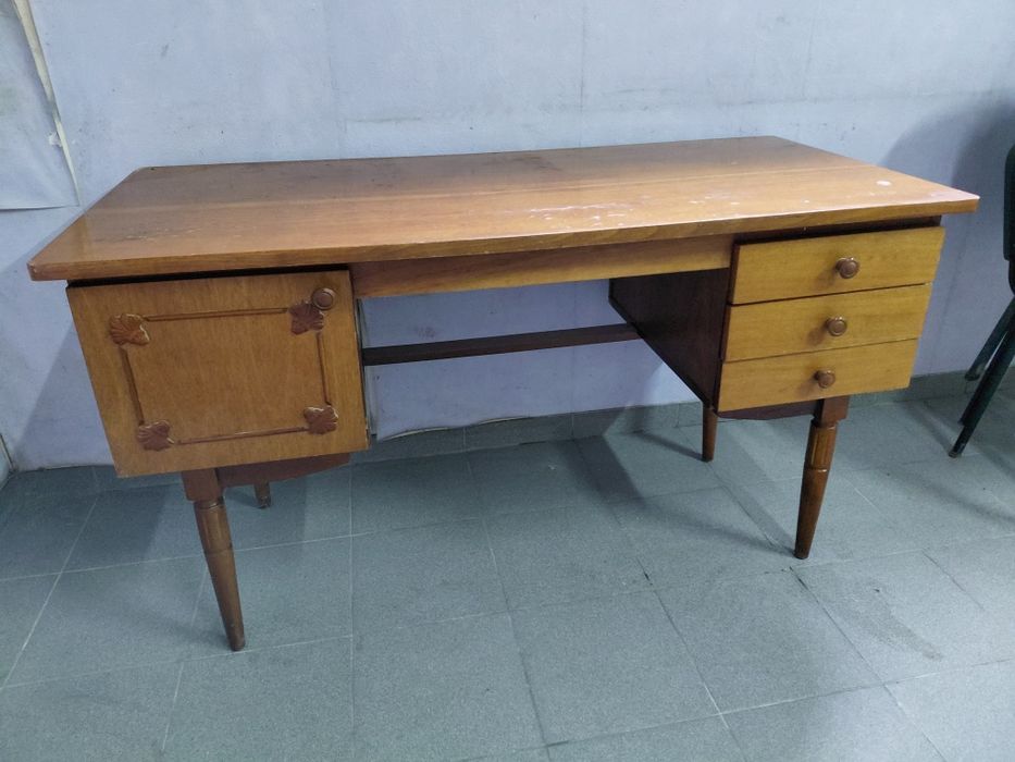 Стіл пісмений ретро