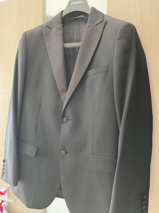 Garnitur męski firmy PAWO