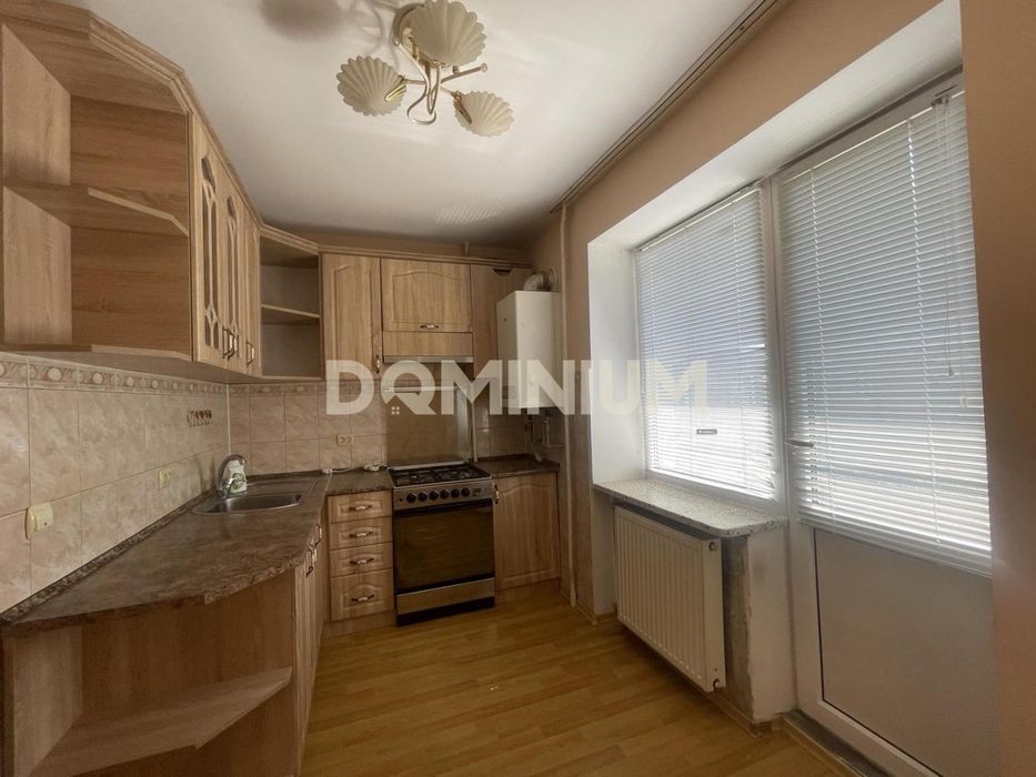 Продається однокімнатна квартира в місті Хуст