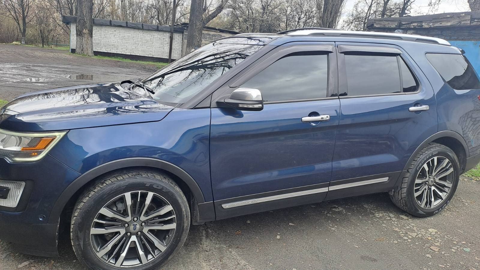 Ford  в  отличном состоянии 16 год ,V 3.5 битурбо