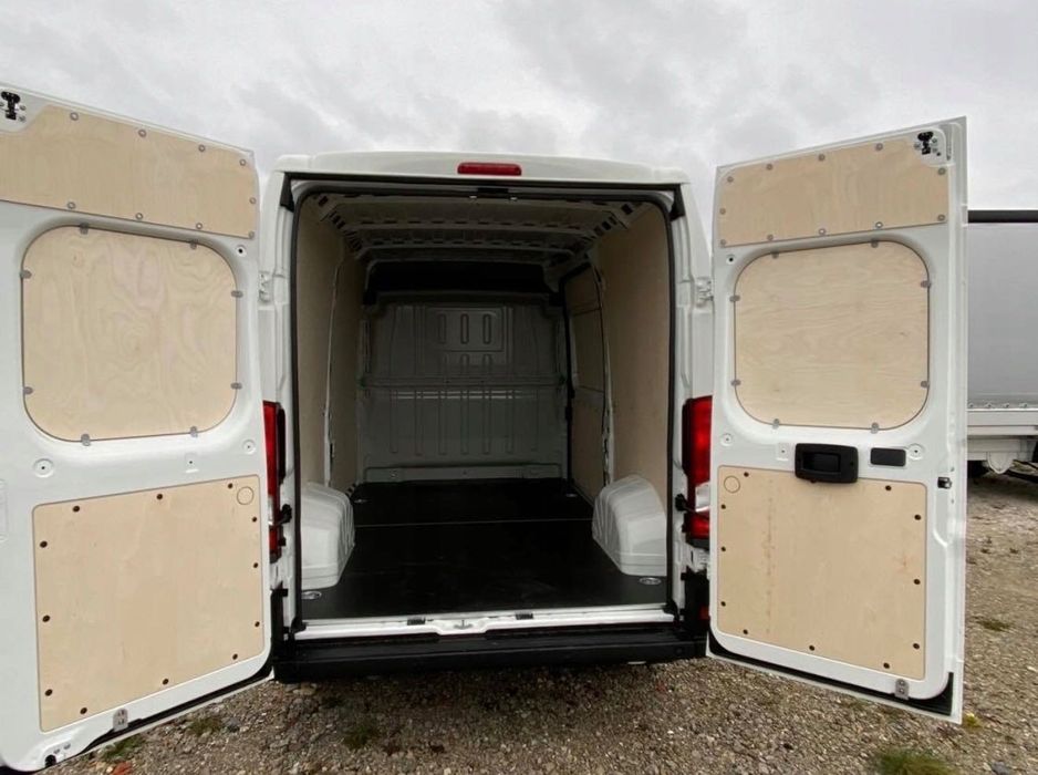 Przeprowadzki TAXI bagażowe transport bus utylizacja Łódź