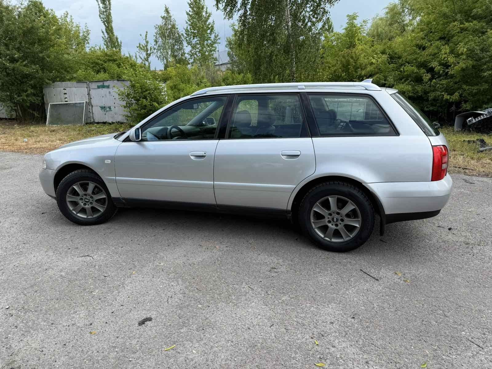 Audi A4 B5 1.6 ГАЗ Бензин Ідеальний стан