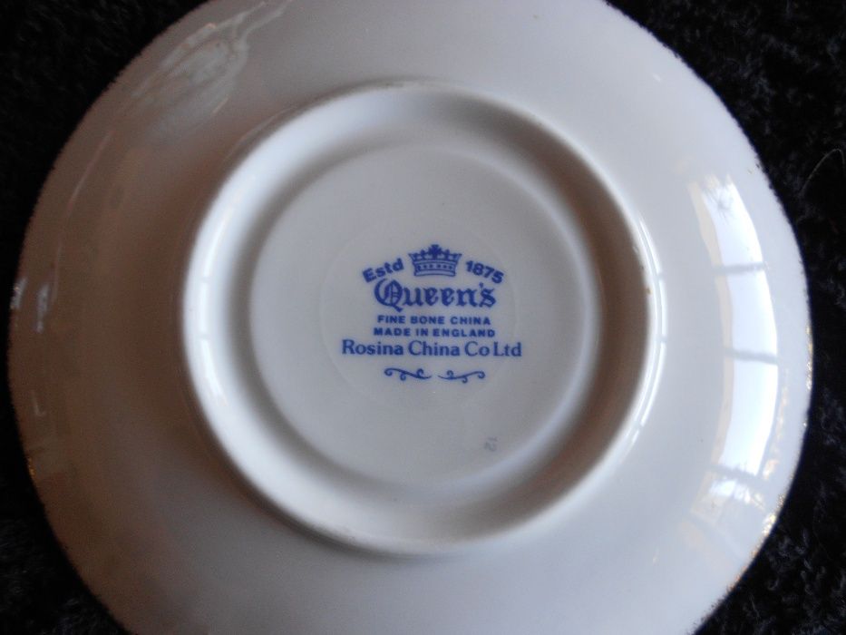 Chávena - Queen`s Fine Bone China (Made in England)