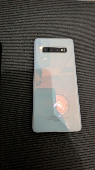 Samsung Galaxy s10 plus 128 g
