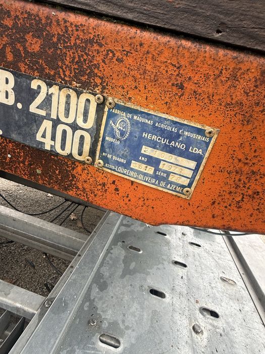 Reboque herculado 2100 kg matriculado