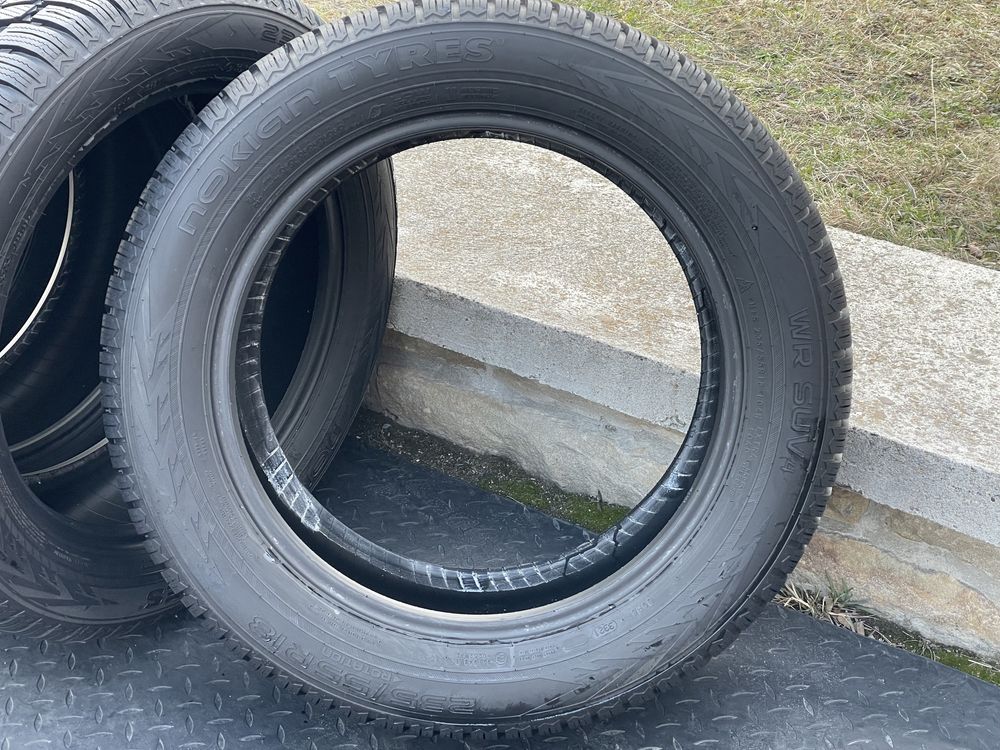 4х шини Nokian 235/55R18