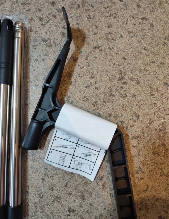 Zestaw do czyszczenia rynny rowków i innych ciężko dostępnych miejsc