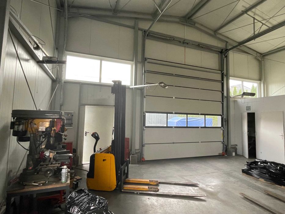 Powierzchnia magazynowa 125m2 + opcjonalnie biura