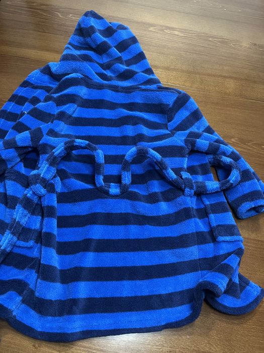 Szlafrok chłopięcy 2-3 lata 92 idealny np. na basen czy wyjazd