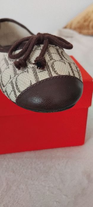 Sabrinas 36 carolina herrera