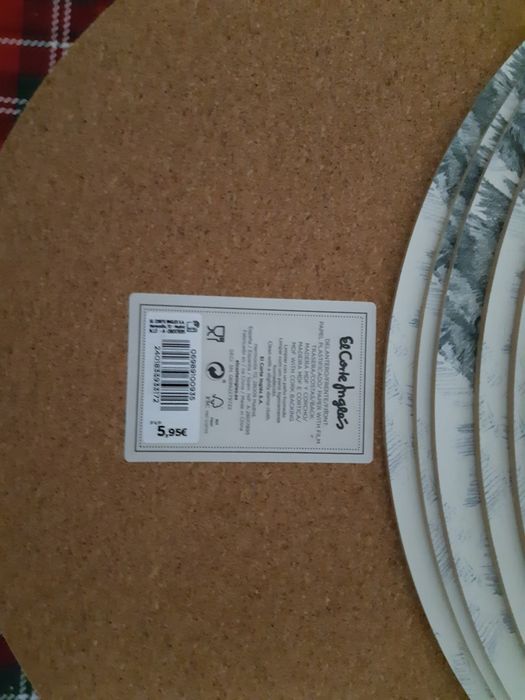 Bases para pratos ou panelas