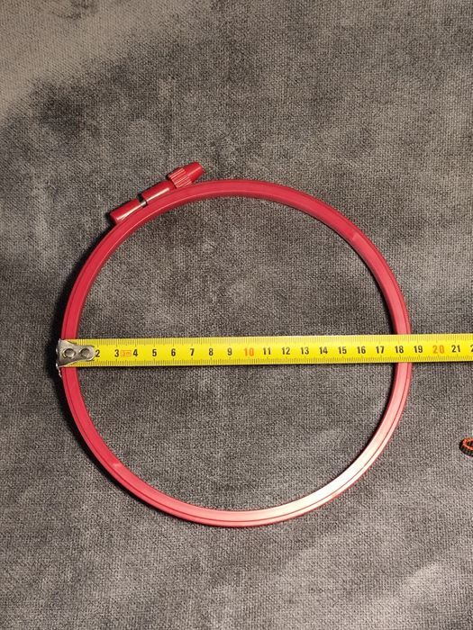 П'яльця пластикові 19см для рукоділля