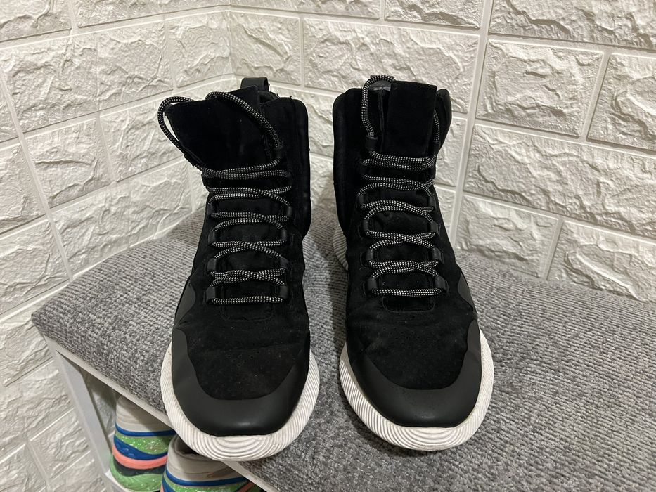 Класичні кросівки Zara man ecco