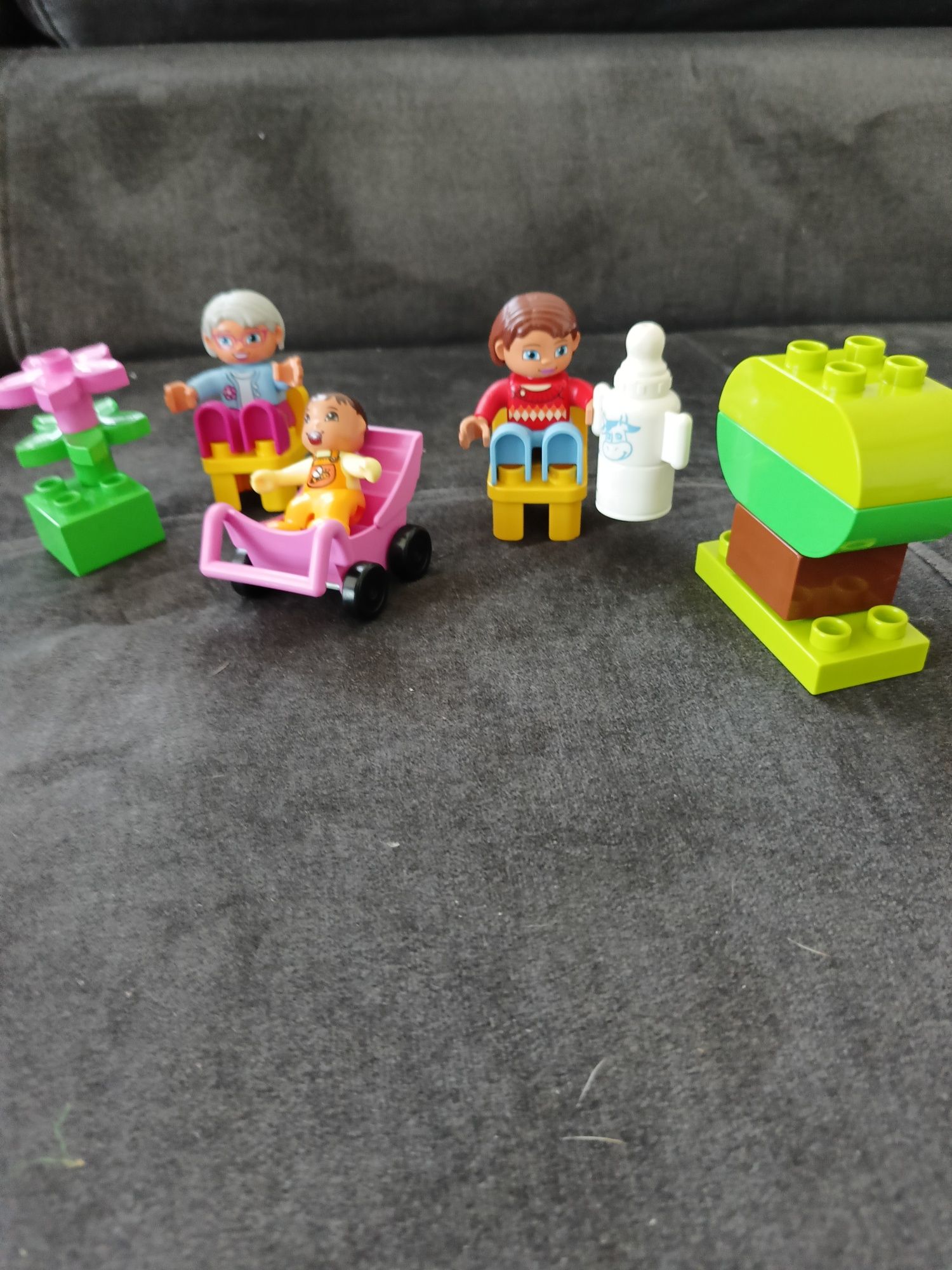 LEGO Duplo  mama,dziecko i babcia