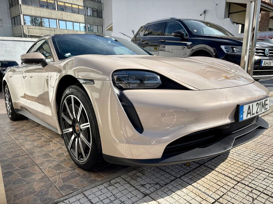 Porsche Taycan Bateria Performance Plus