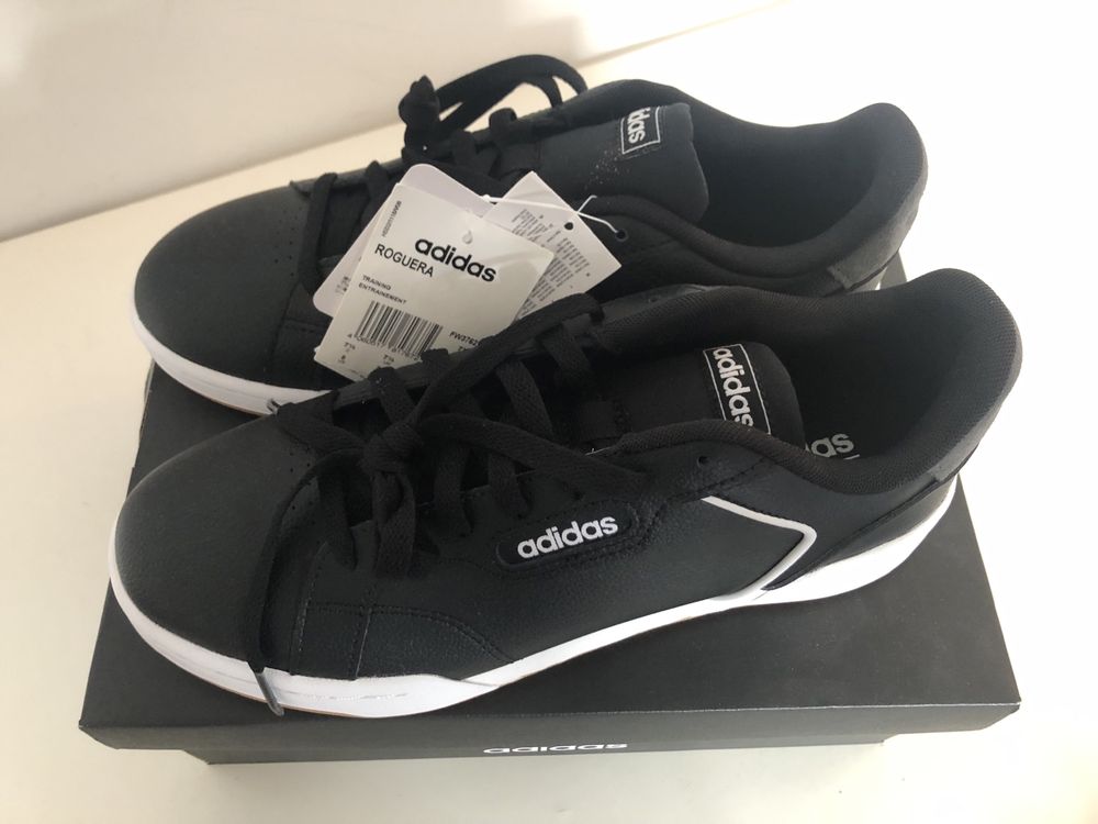 Sapatilhas ADIDAS Novas