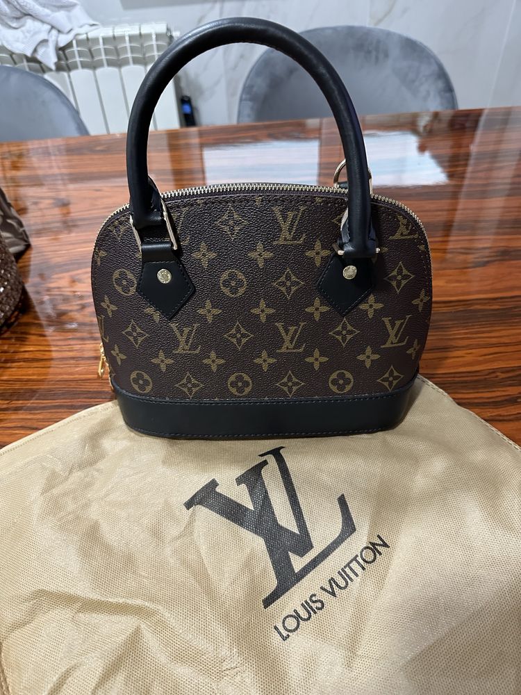 Mala Louis Vuitton Nova