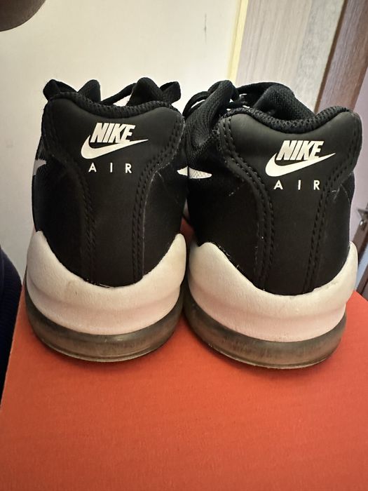 Продам кросівки Nike