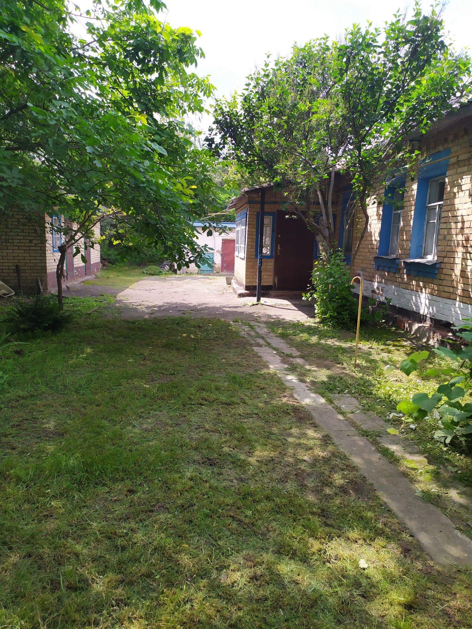 Продається власний будинок
