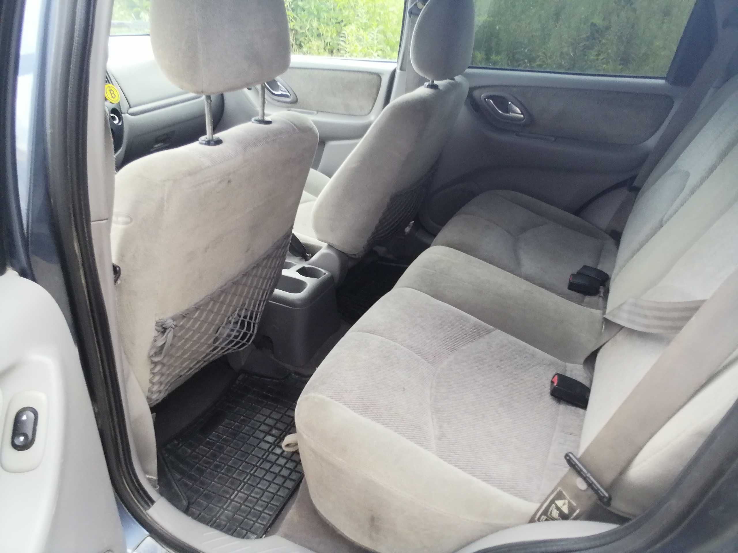 Mazda Tribute 2001 R 2.0 b