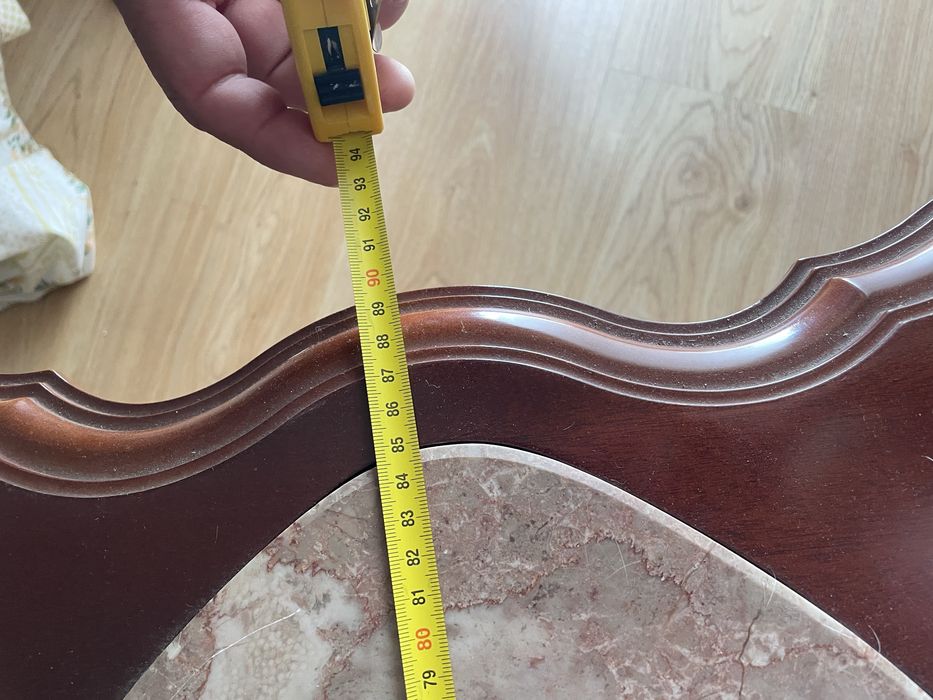 Mesa de centro com pedra