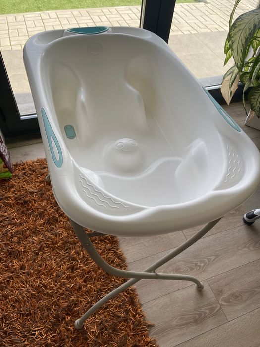 Banheira com suporte