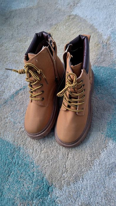 Botas para criança TAM 36